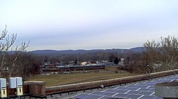 Weather camera view of Haverstraw Elementary School.