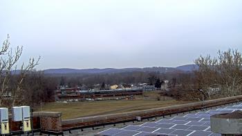 Weather camera view of Haverstraw Elementary School.