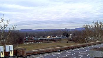Weather camera view of Haverstraw Elementary School.