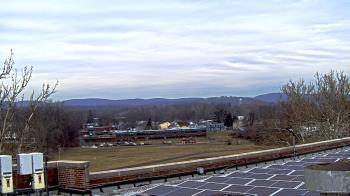 Weather camera view of Haverstraw Elementary School.
