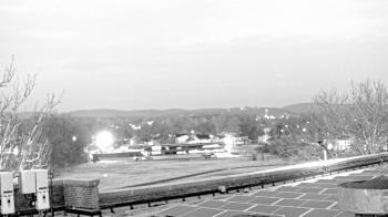 Weather camera view of Haverstraw Elementary School.