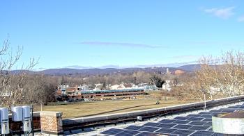 Weather camera view of Haverstraw Elementary School.