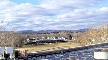 Weather camera view of Haverstraw Elementary School.