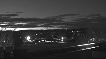 Weather camera view of Haverstraw Elementary School.