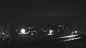 Weather camera view of Haverstraw Elementary School.