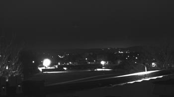 Weather camera view of Haverstraw Elementary School.