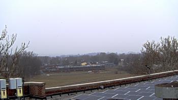 Weather camera view of Haverstraw Elementary School.