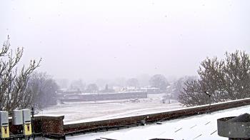 Weather camera view of Haverstraw Elementary School.