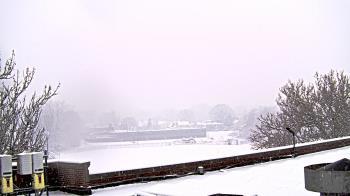 Weather camera view of Haverstraw Elementary School.