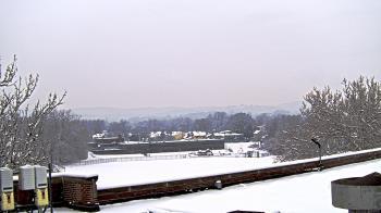 Weather camera view of Haverstraw Elementary School.
