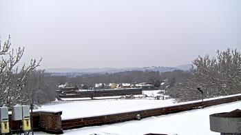 Weather camera view of Haverstraw Elementary School.