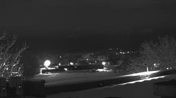 Weather camera view of Haverstraw Elementary School.