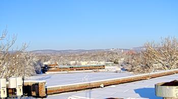 Weather camera view of Haverstraw Elementary School.