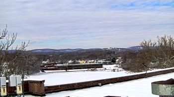 Weather camera view of Haverstraw Elementary School.