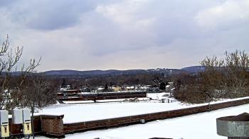 Weather camera view of Haverstraw Elementary School.