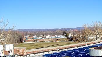 Weather camera view of Haverstraw Elementary School.