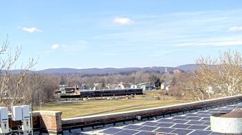 Weather camera view of Haverstraw Elementary School.