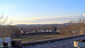 Weather camera view of Haverstraw Elementary School.
