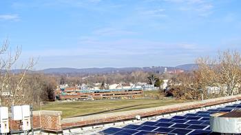 Weather camera view of Haverstraw Elementary School.