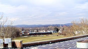 Weather camera view of Haverstraw Elementary School.