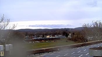 Weather camera view of Haverstraw Elementary School.