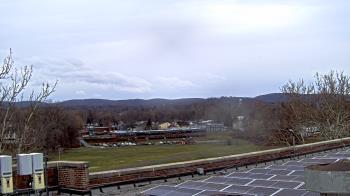 Weather camera view of Haverstraw Elementary School.