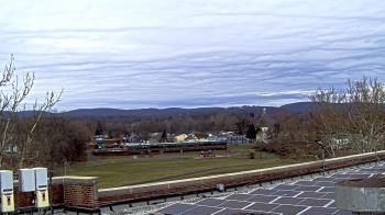 Weather camera view of Haverstraw Elementary School.