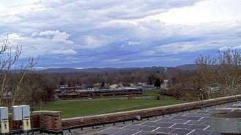 Weather camera view of Haverstraw Elementary School.