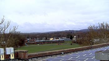 Weather camera view of Haverstraw Elementary School.