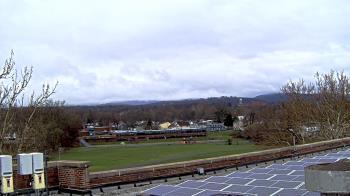 Weather camera view of Haverstraw Elementary School.