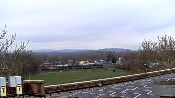 Weather camera view of Haverstraw Elementary School.