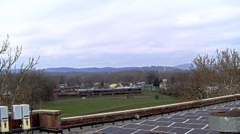 Weather camera view of Haverstraw Elementary School.