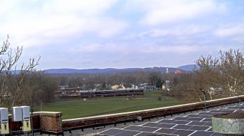 Weather camera view of Haverstraw Elementary School.