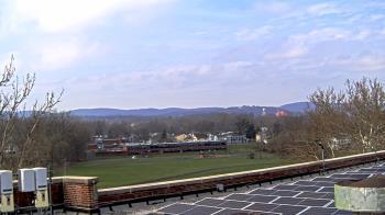 Weather camera view of Haverstraw Elementary School.