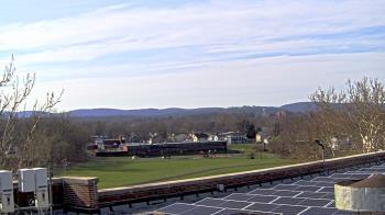 Weather camera view of Haverstraw Elementary School.