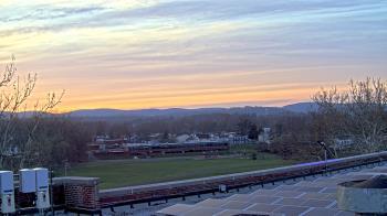 Weather camera view of Haverstraw Elementary School.