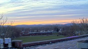 Weather camera view of Haverstraw Elementary School.