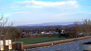 Weather camera view of Haverstraw Elementary School.