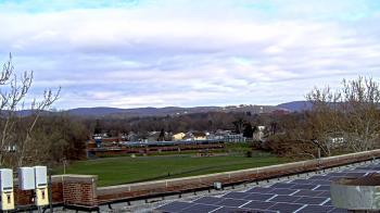 Weather camera view of Haverstraw Elementary School.