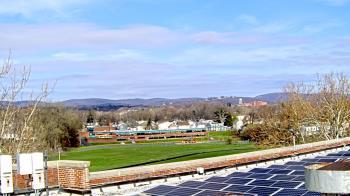 Weather camera view of Haverstraw Elementary School.