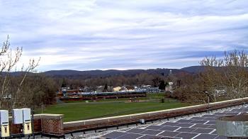 Weather camera view of Haverstraw Elementary School.
