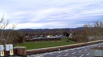 Weather camera view of Haverstraw Elementary School.