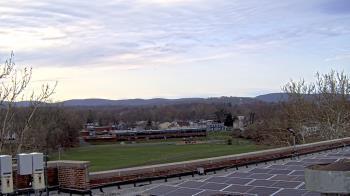 Weather camera view of Haverstraw Elementary School.