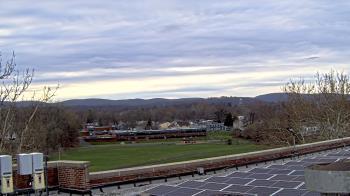 Weather camera view of Haverstraw Elementary School.