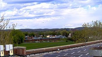 Weather camera view of Haverstraw Elementary School.
