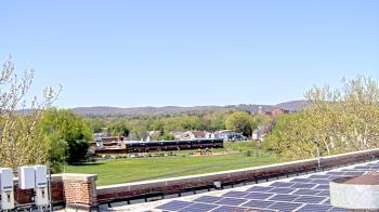 Weather camera view of Haverstraw Elementary School.
