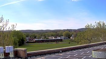 Weather camera view of Haverstraw Elementary School.