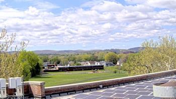 Weather camera view of Haverstraw Elementary School.