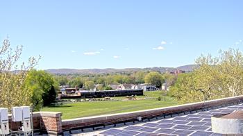 Weather camera view of Haverstraw Elementary School.