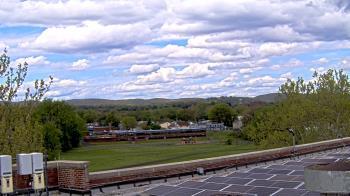 Weather camera view of Haverstraw Elementary School.